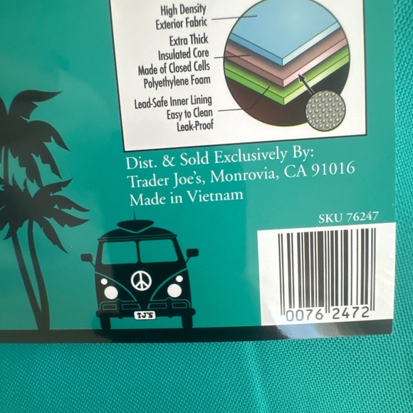 Trader Joe’s cooler bags 8 gallon (large size) - Picture 3 of 4